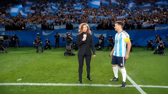Veo Prompt - 15-second ultra-realistic cinematic post-match football inte