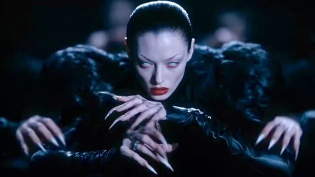 Midjourney Prompt - vampire series