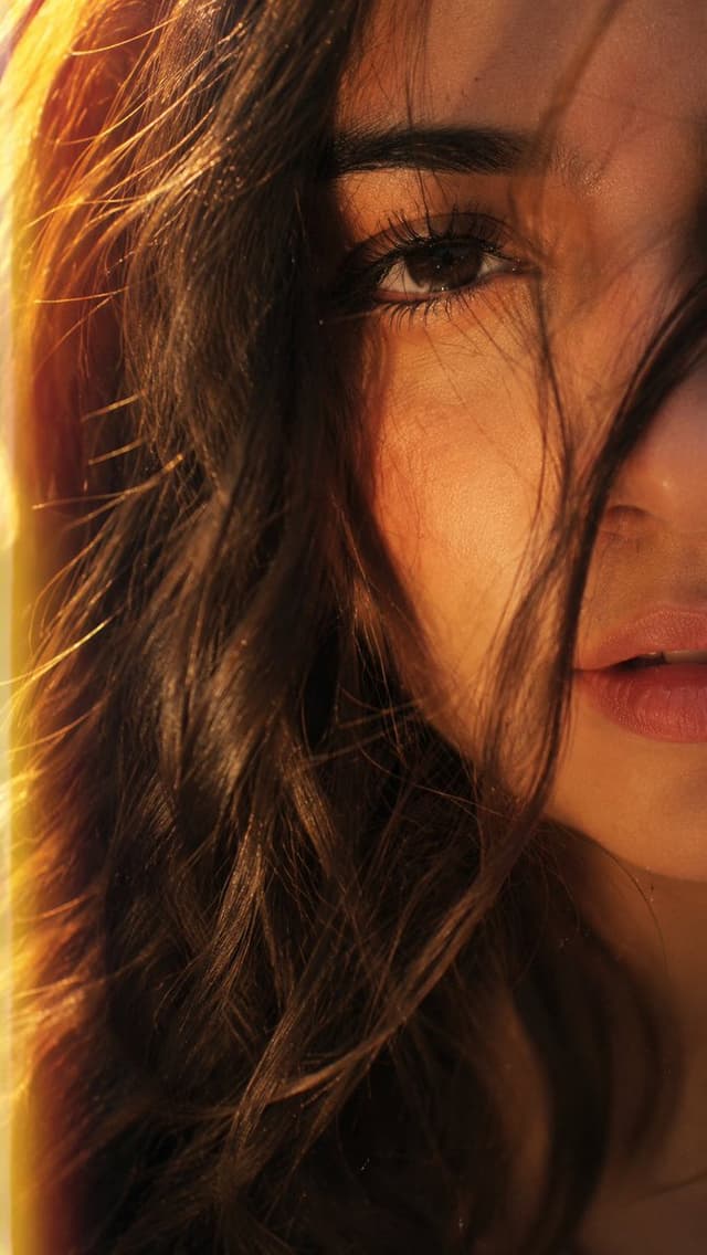 GPT Image Prompt - Create an ultra-realistic cinematic close-up portrait while