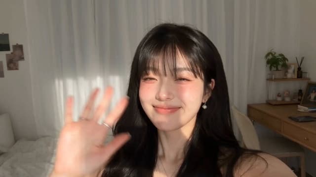 Seedance Prompt - Create a 1-minute Japanese-style idol personal vlog. The vid